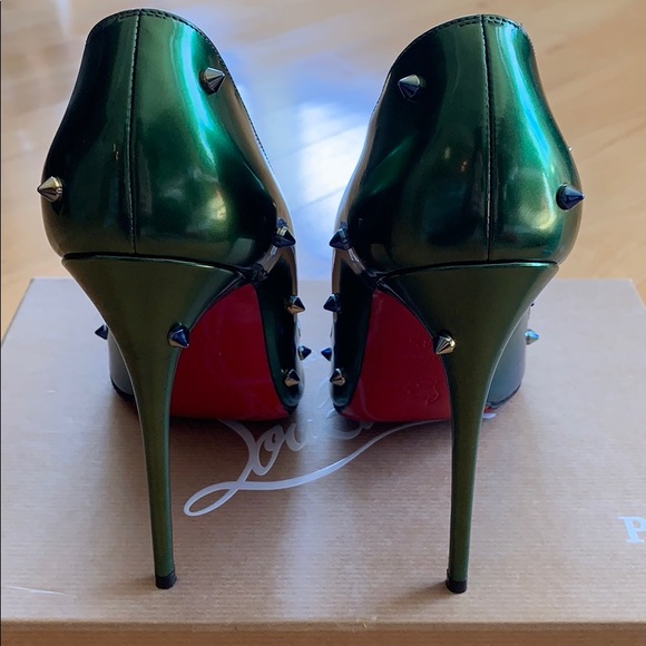 Christian Louboutin Degraspike scarabe size 38.5 - Picture 3 of 5
